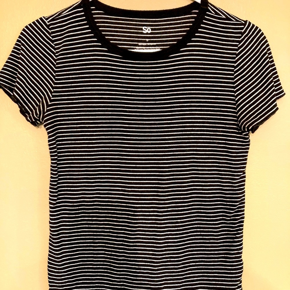 Black and white top